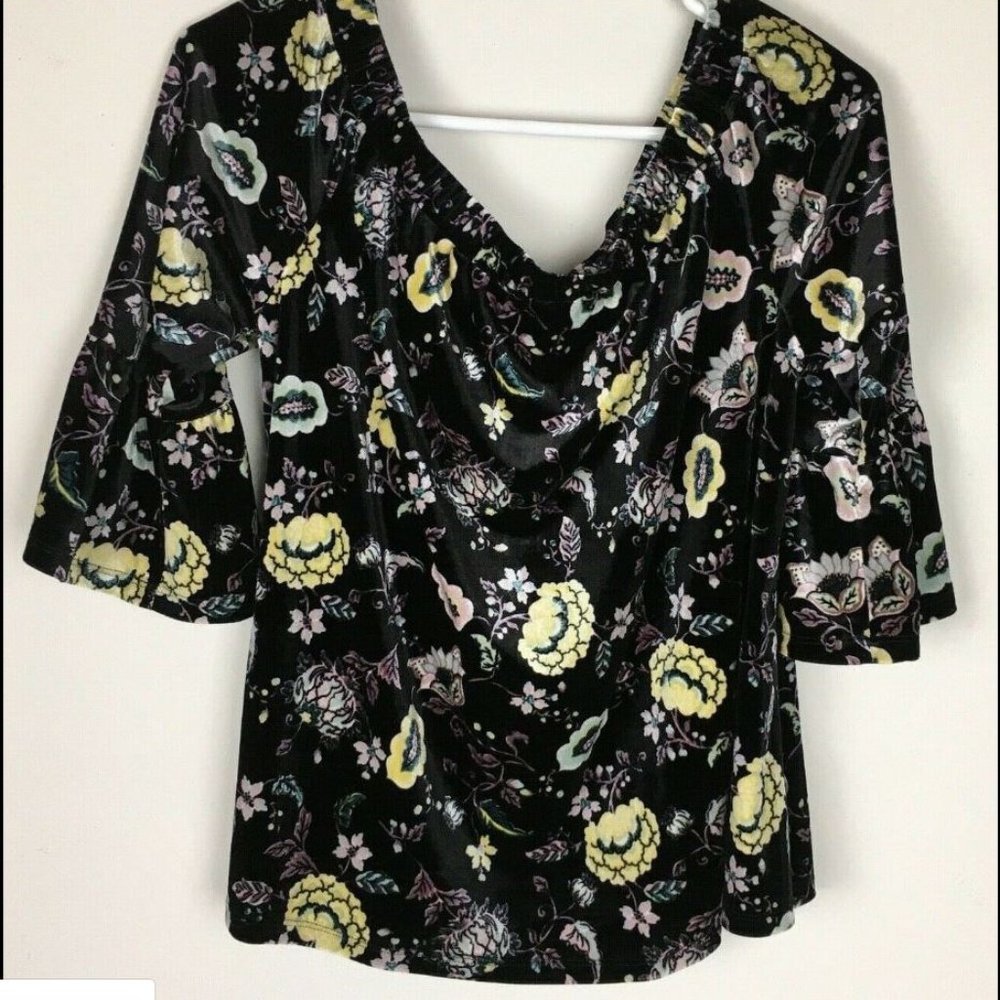 CURRENT PROJECT SOFT VELVET OFF SHOULDER TOP